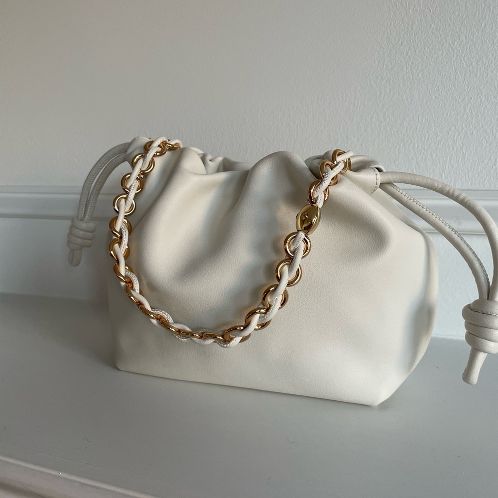 Soft Leather Pouch Bag Medium - Milkshake - Picture 3 of 14